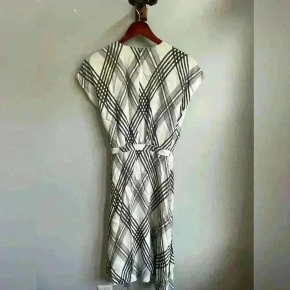 Joie Women's Bethwyn B Wrap Plaid Pattern Dress Size XS - Picture 6 of 6